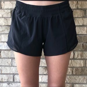 Lululemon Hotty Hot Short - Long 4”